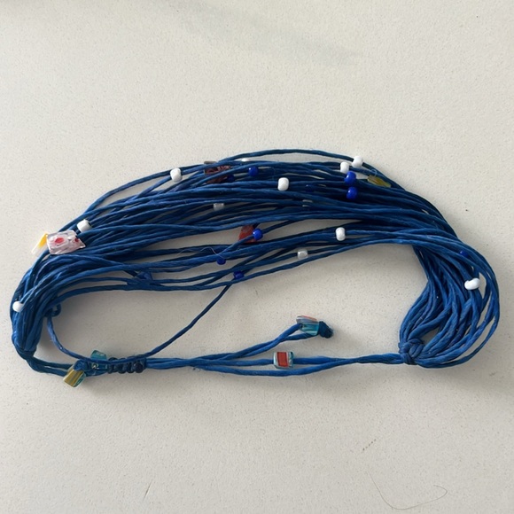 Assortment of bracelets - Picture 2 of 5